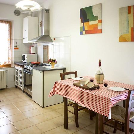 Cheap Apartment In The Old Village Колле-ді-Валь-д'Ельса Екстер'єр фото