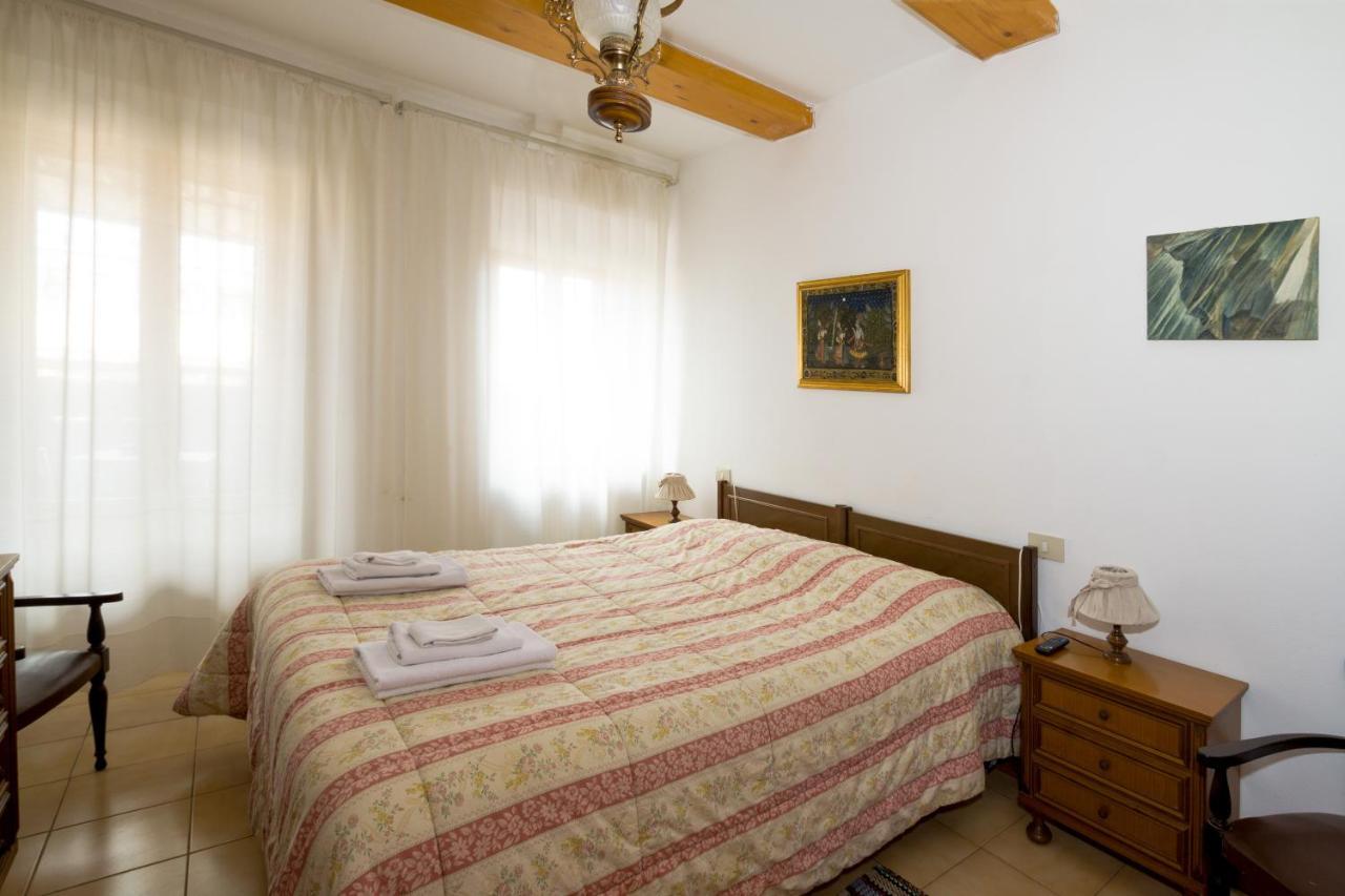Cheap Apartment In The Old Village Колле-ді-Валь-д'Ельса Екстер'єр фото